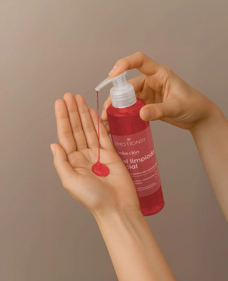 GEL LIMPIADOR FACIAL SEDUCCIÓN 300 ML