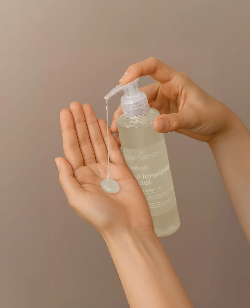 GEL LIMPIADOR FACIAL RADIANTE 300 ML